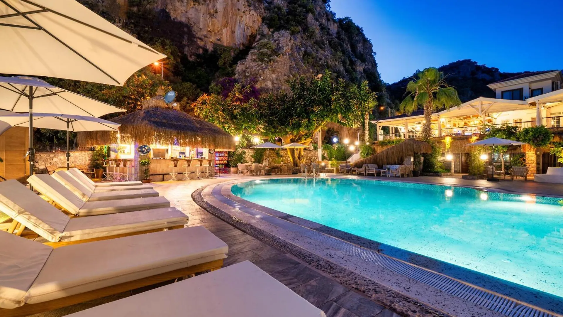 Ata Lagoon Beach Hotel Oludeniz 3*,